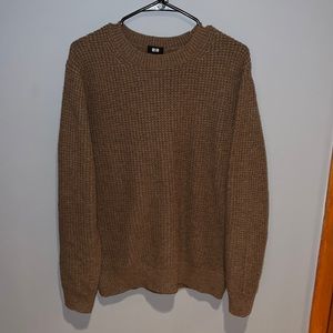 Men’s Uniqlo Sweater